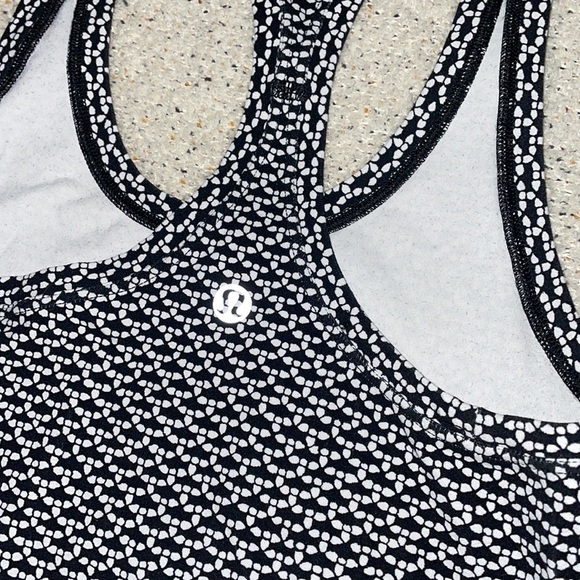 Lulu tank size 2 - Picture 2 of 3